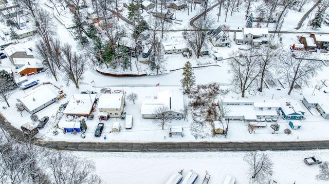 318 Cedar Street, Cambridge Twp, MI 49230