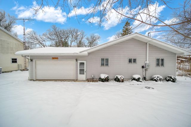 318 Cedar Street, Cambridge Twp, MI 49230