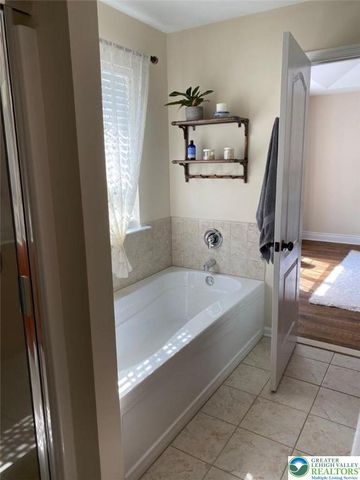 2529 Gila Drive, Forks Twp, PA 18040