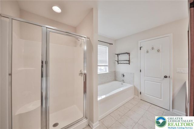 2529 Gila Drive, Forks Twp, PA 18040