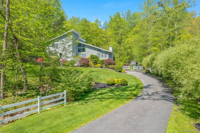 49 Chester Court, Cortlandt Manor, NY 10567