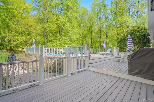 49 Chester Court, Cortlandt Manor, NY 10567