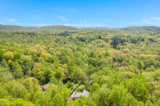 49 Chester Court, Cortlandt Manor, NY 10567