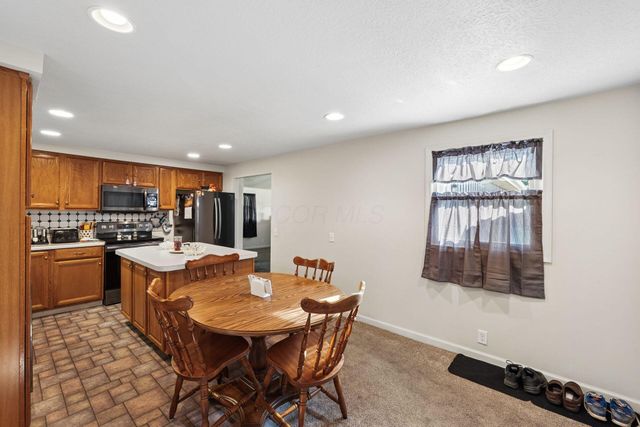 9730 Lake Road NE, Millersport, OH 43046