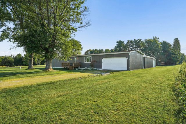 9730 Lake Road NE, Millersport, OH 43046