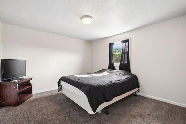 9730 Lake Road NE, Millersport, OH 43046
