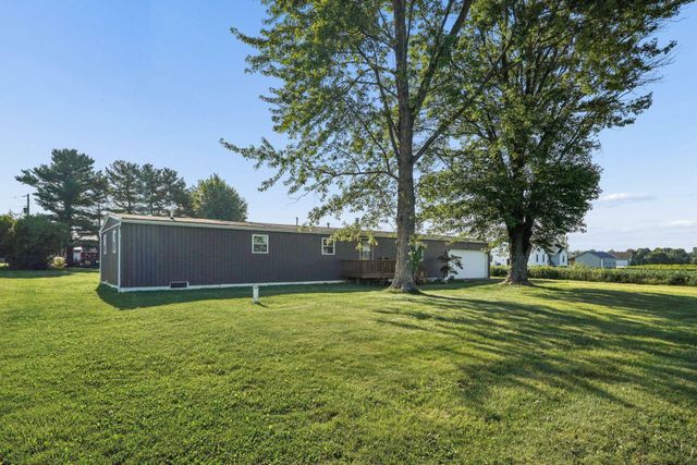 9730 Lake Road NE, Millersport, OH 43046