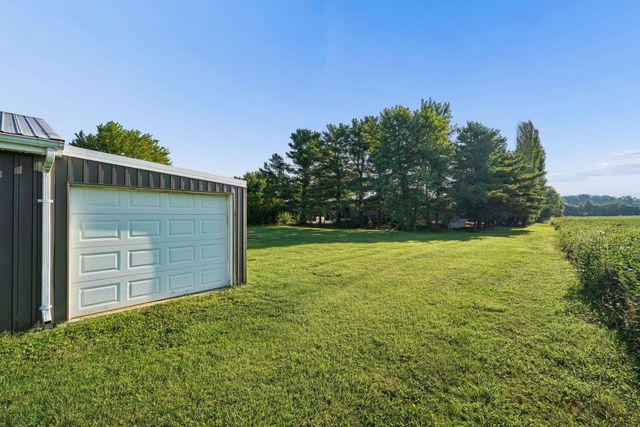 9730 Lake Road NE, Millersport, OH 43046