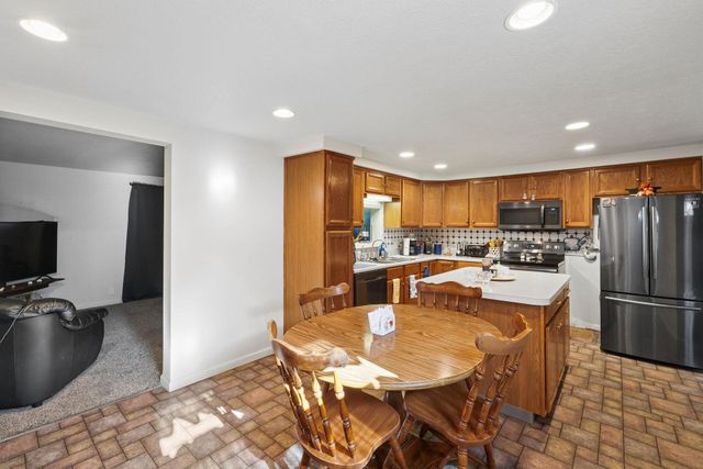 9730 Lake Road NE, Millersport, OH 43046