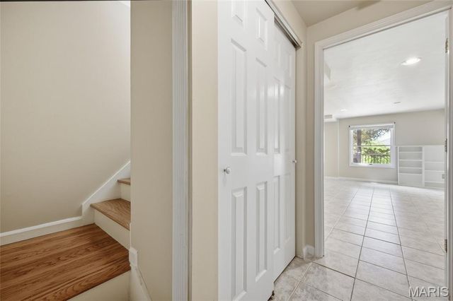 1722 Blue Oak Drive, Chesterfield, MO 63017