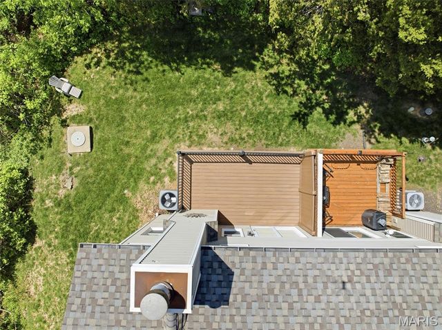 1722 Blue Oak Drive, Chesterfield, MO 63017