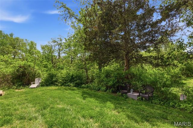 1722 Blue Oak Drive, Chesterfield, MO 63017