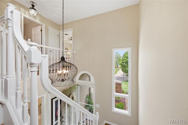 1722 Blue Oak Drive, Chesterfield, MO 63017