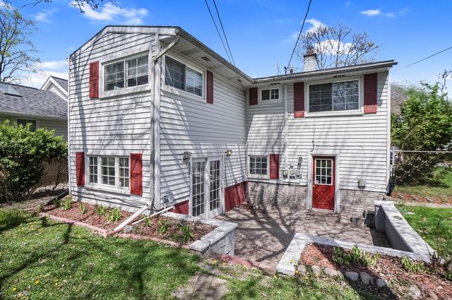 429 Royal Avenue, Royal Oak, MI 48073