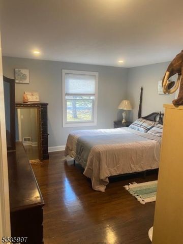 14 Sunrise Dr, Warren Twp., NJ 07059