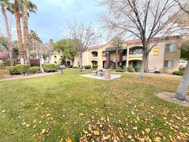 7885 West Flamingo Road 1015, Las Vegas, NV 89147