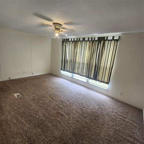 9009 Crestview Estate Road, Quinlan, TX 75474