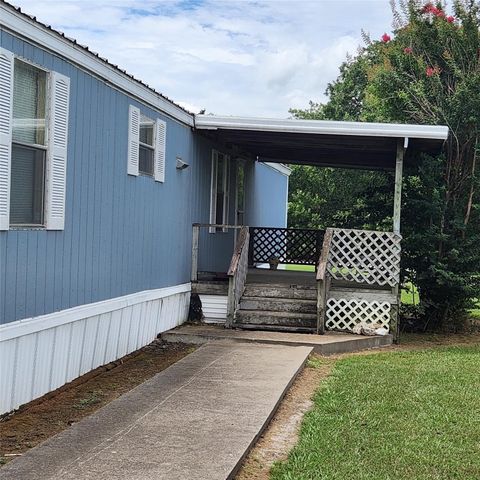 9009 Crestview Estate Road, Quinlan, TX 75474