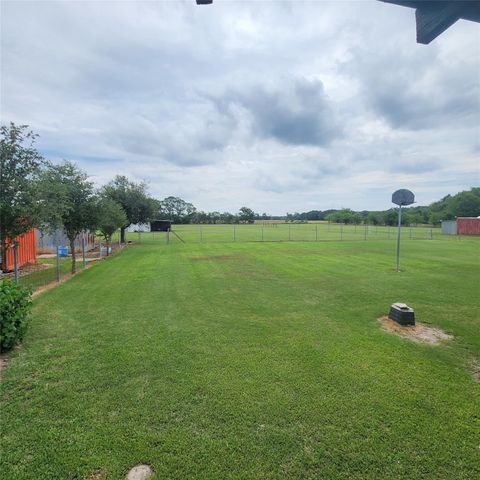 9009 Crestview Estate Road, Quinlan, TX 75474
