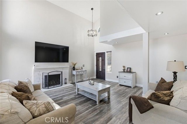 23410 Woodlander Way, Moreno Valley, CA 92557