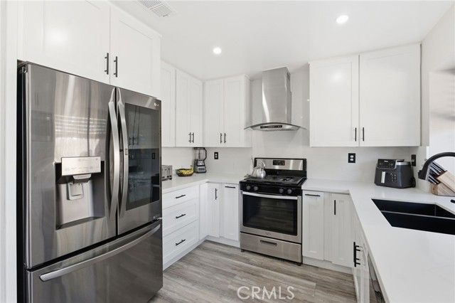 23410 Woodlander Way, Moreno Valley, CA 92557