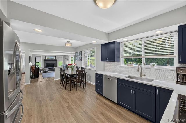 31136 Carriage Hill Court, Farmington Hills, MI 48331