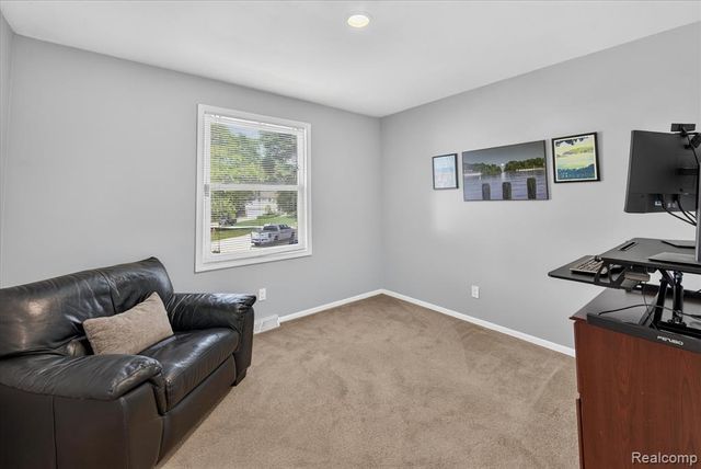 31136 Carriage Hill Court, Farmington Hills, MI 48331
