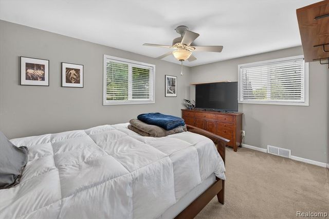 31136 Carriage Hill Court, Farmington Hills, MI 48331
