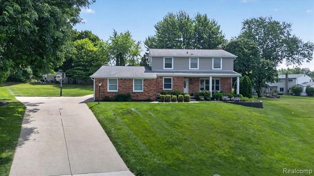 31136 Carriage Hill Court, Farmington Hills, MI 48331