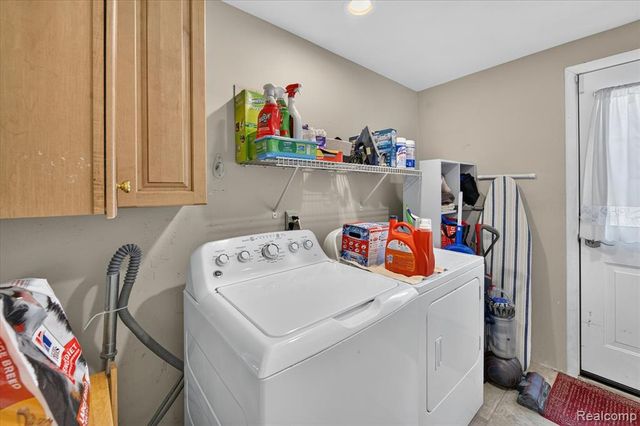 31136 Carriage Hill Court, Farmington Hills, MI 48331
