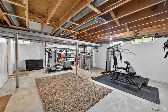 31136 Carriage Hill Court, Farmington Hills, MI 48331
