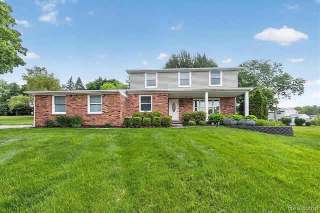 31136 Carriage Hill Court, Farmington Hills, MI 48331