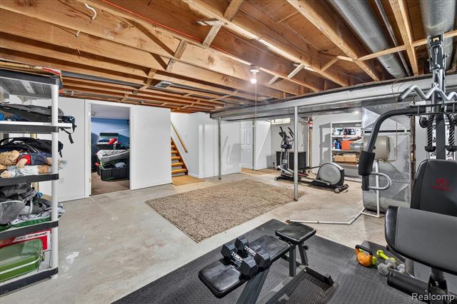 31136 Carriage Hill Court, Farmington Hills, MI 48331