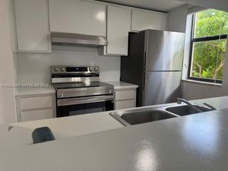 8180 Geneva Ct 431, Doral, FL 33166