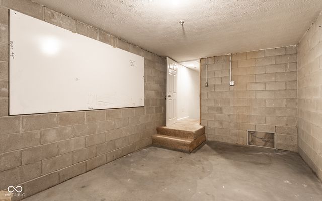 1109 Reserve Way, Indianapolis, IN 46220
