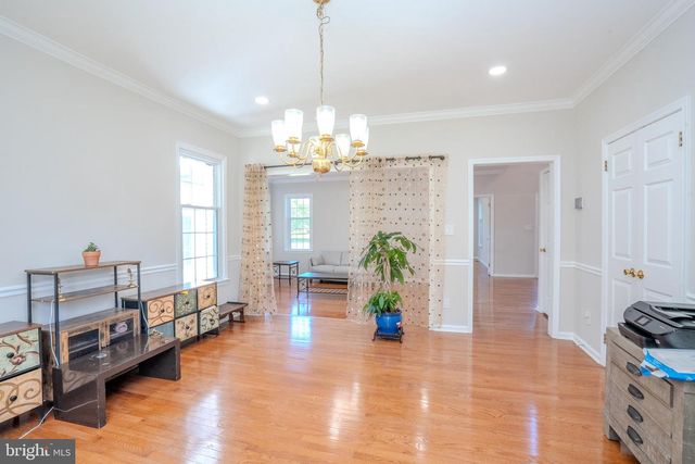 37 KINGLET DR S, Cranbury, NJ 08512