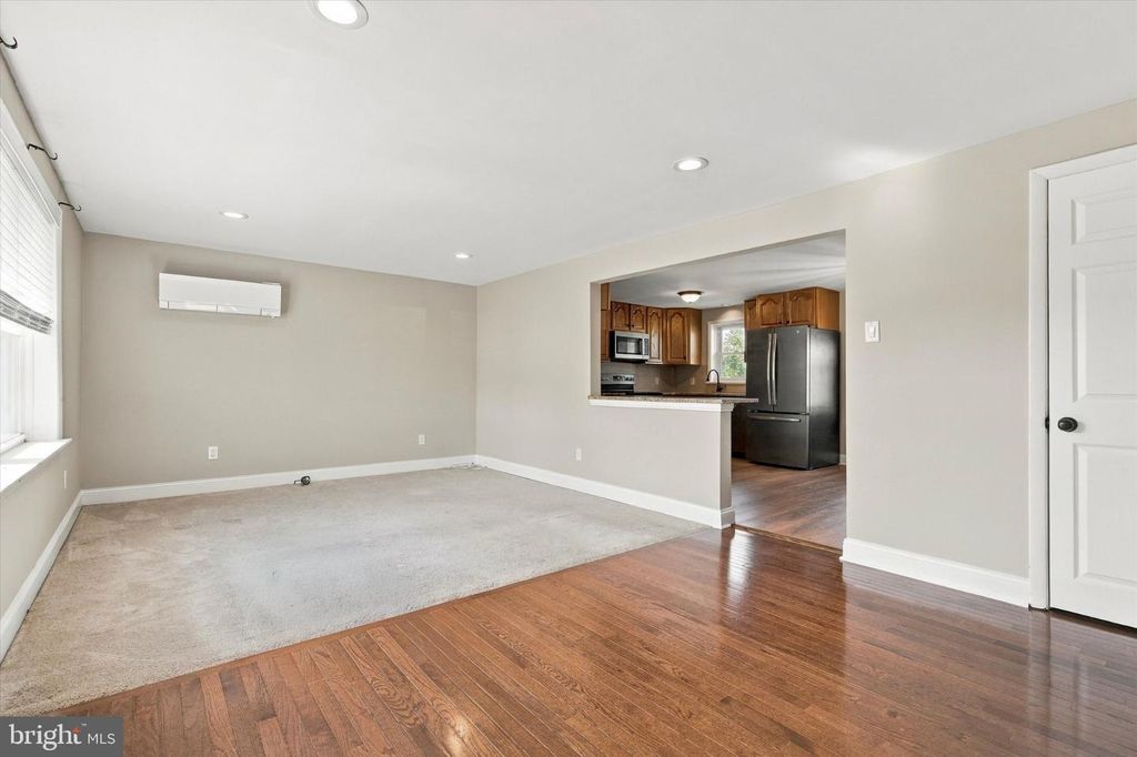 411 E RELIANCE RD, TELFORD, PA 18969 — photo 4