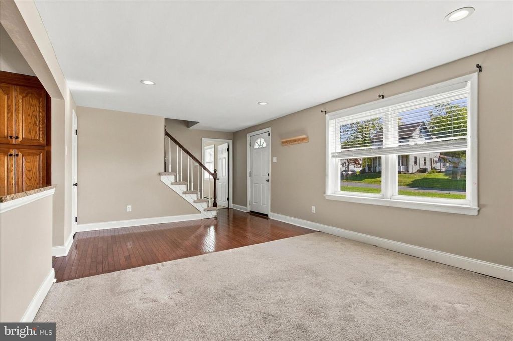 411 E RELIANCE RD, TELFORD, PA 18969 — photo 5