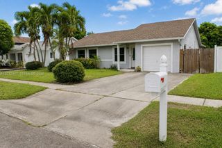 2001 SW 87th Avenue, North Lauderdale, FL 33068