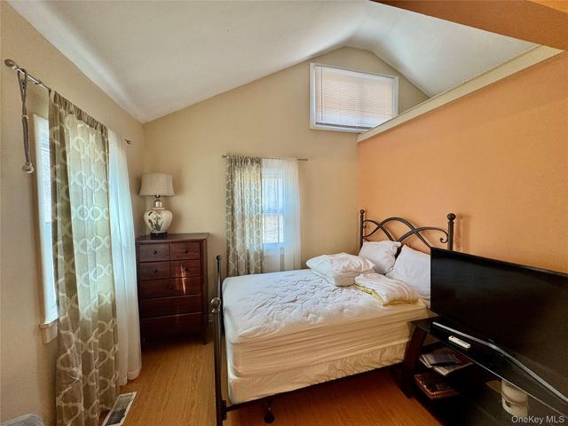 1 Royal Acres Drive, Middletown, NY 10940