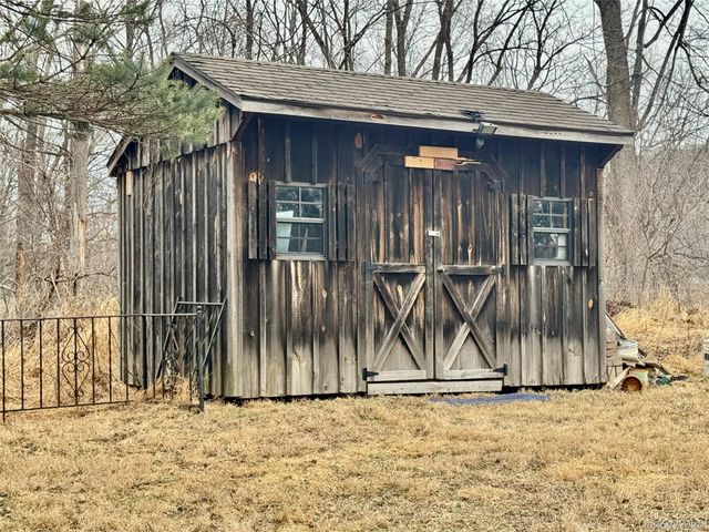 1 Royal Acres Drive, Middletown, NY 10940