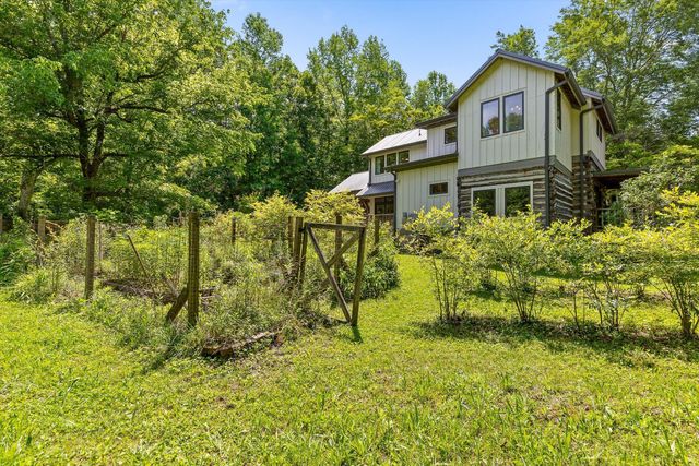 4272 Peppers Lane, Signal Mountain, TN 37377