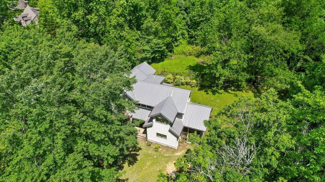 4272 Peppers Lane, Signal Mountain, TN 37377