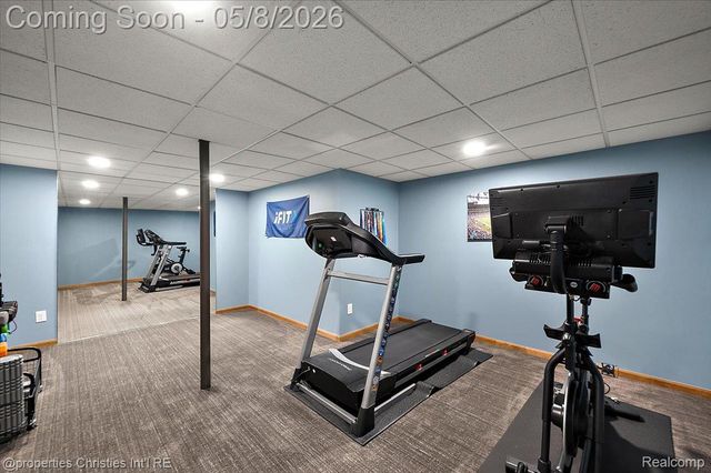 1071 Woodbridge Lane, Oakland Charter Township, MI 48306