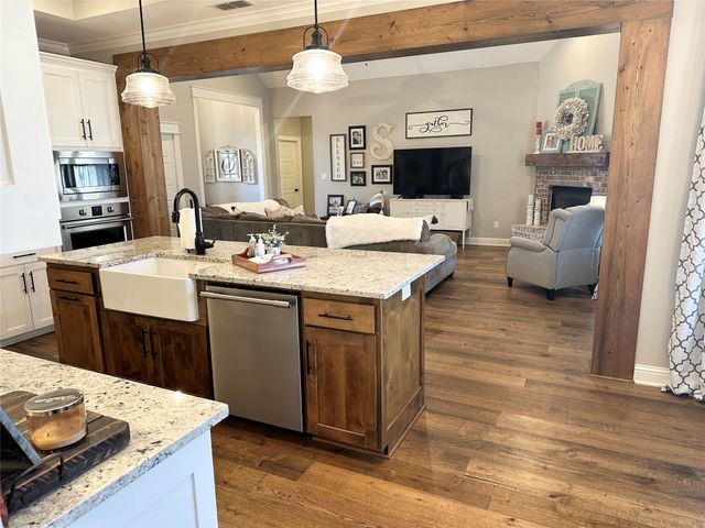 7334 TULE CREEK Lane, Tyler, TX 75703