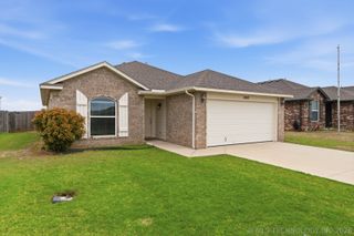 13543 N 132nd East Avenue, Collinsville, OK 74021