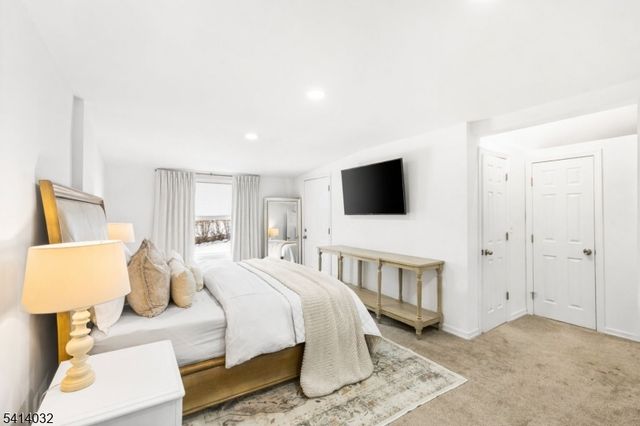 39 Harrison St, Sussex Boro, NJ 07461