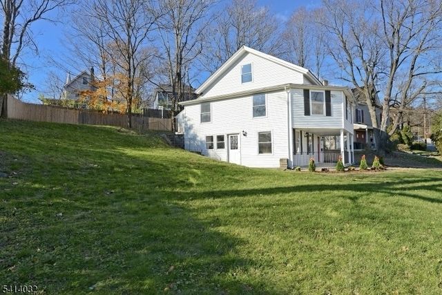 39 Harrison St, Sussex Boro, NJ 07461