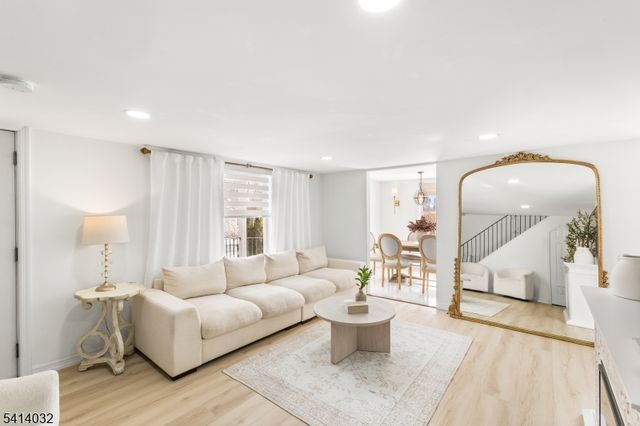 39 Harrison St, Sussex Boro, NJ 07461