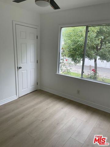 6627 Kraft Avenue, North Hollywood, CA 91606